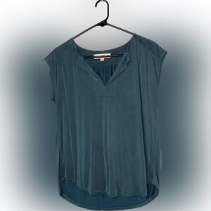 LOFT short sleeve blouse size small